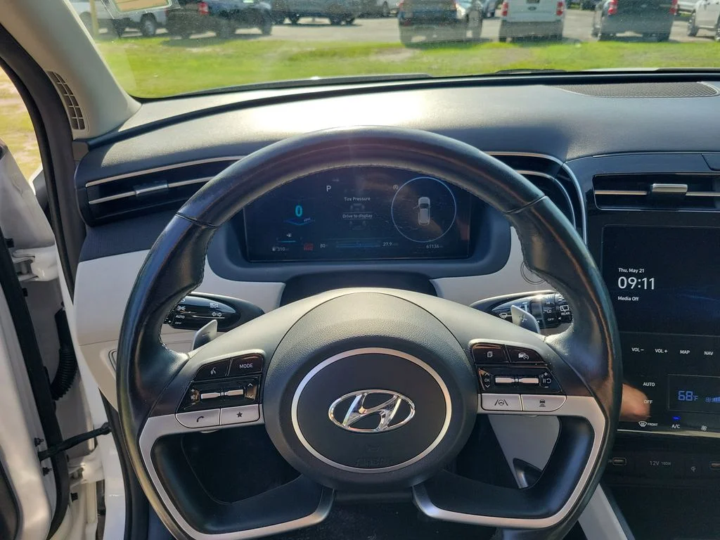 Used 2024 White Pearl Hyundai Limited image 20