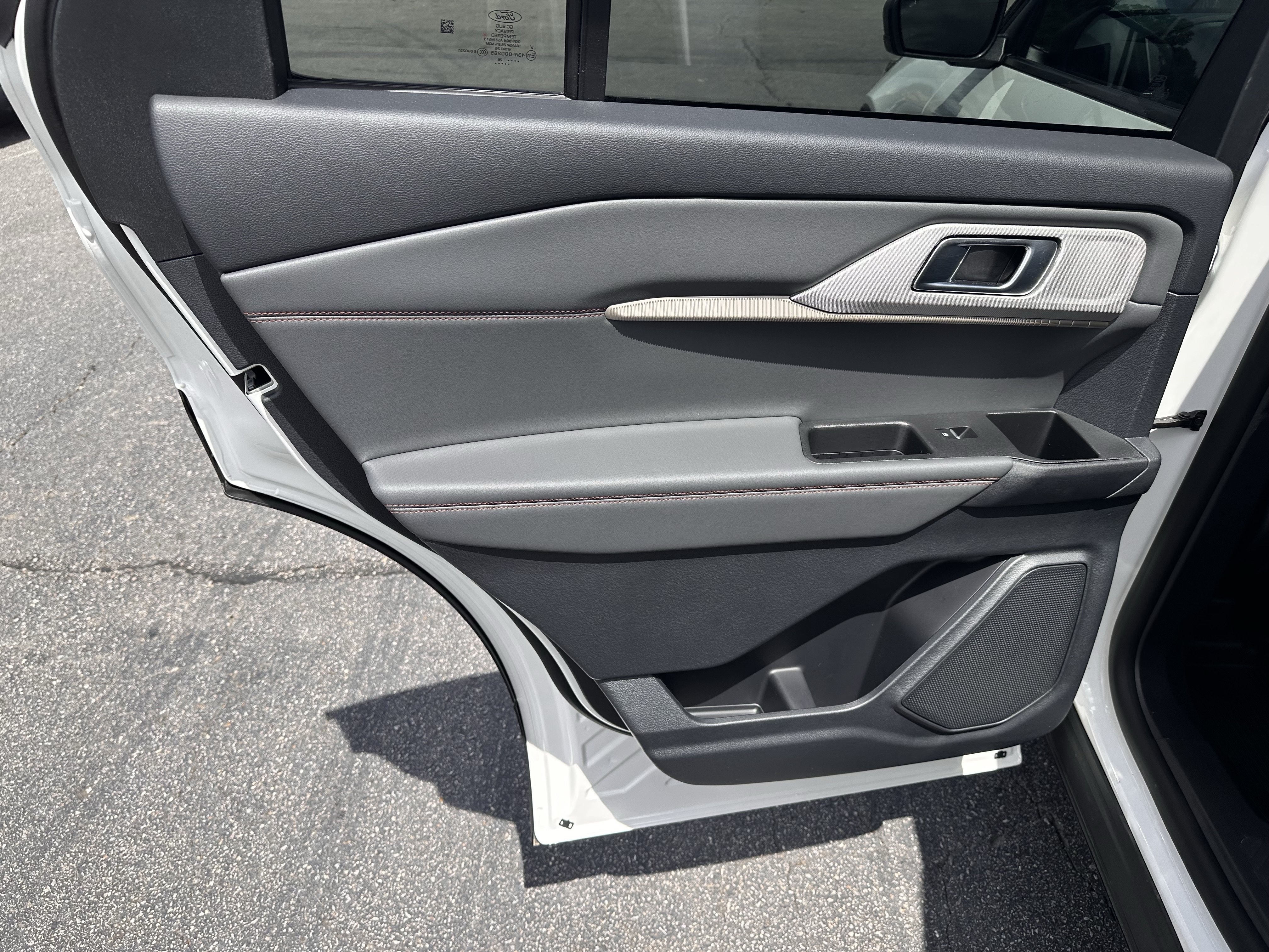New 2026 Star White Metallic Tri-Coat Ford Active image 11