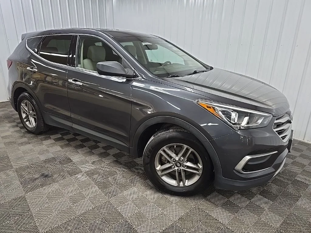 Used 2017 Platinum Graphite Hyundai 2.4 Base image 7