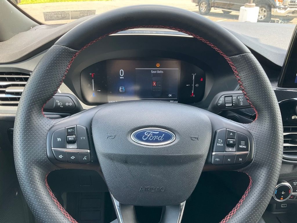 Certified Used 2025 Gray Metallic Ford ST-Line Select image 7