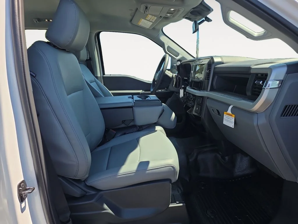 New 2026 OXFORD WHITE Ford XL image 10
