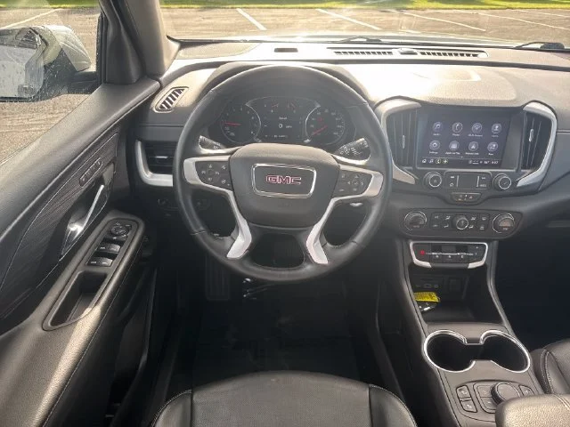Used 2024 Sterling Metallic GMC SLT image 15