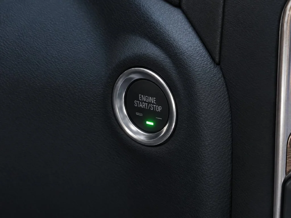 Used 2020 Blue Chevrolet High Country image 17