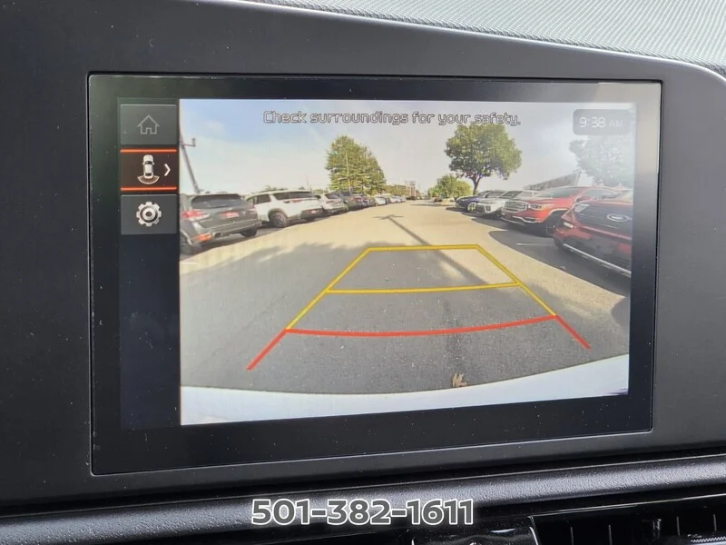 Used 2025 Snow White Pearl KIA LX FWD image 23