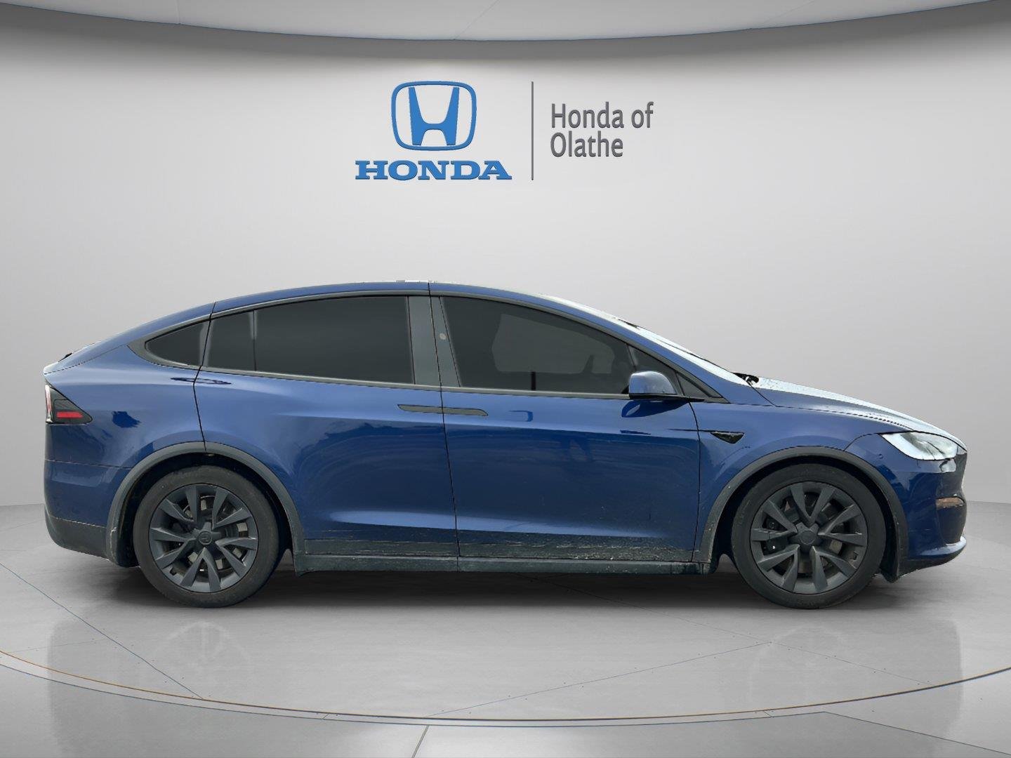 Used 2024 Tesla Model X Long Range with VIN 7SAXCDE51RF437332 for sale in Kansas City