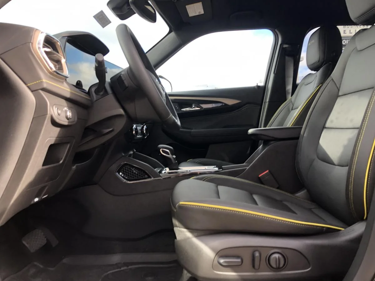 New 2026 Black Chevrolet Awd 4dr Activ image 10