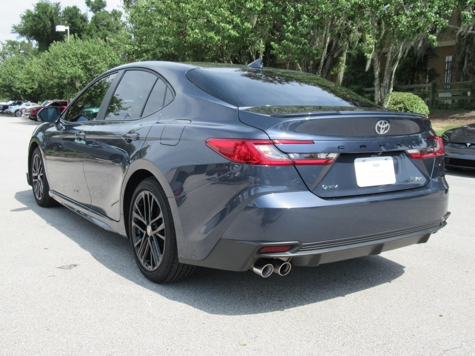 Used 2026  Toyota SE image 4