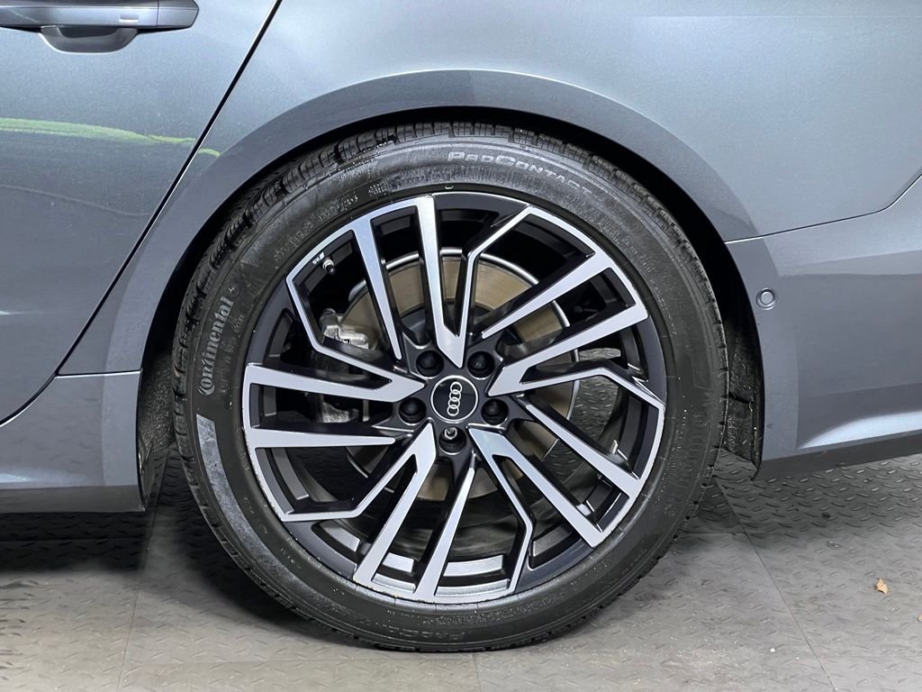 Used 2024  Audi 55 Prestige image 12
