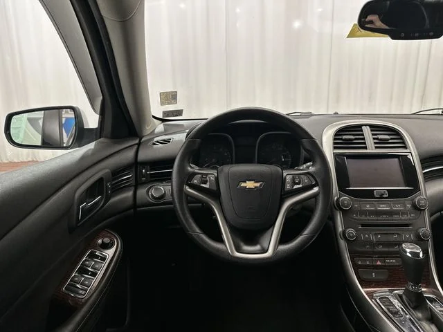 Used 2013 Silver Chevrolet LT image 14