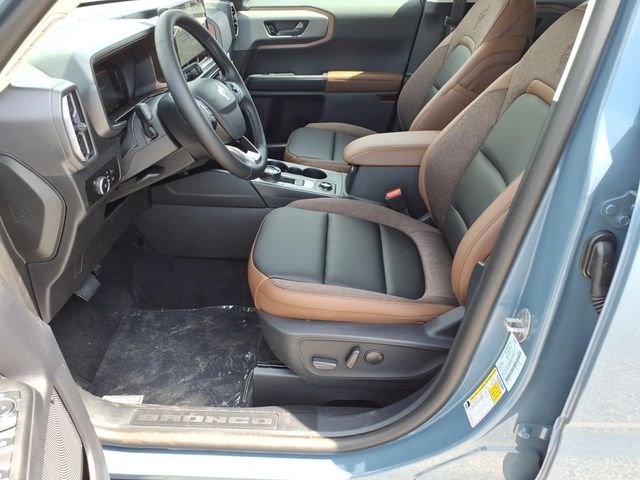 New 2026 Azure Gray Metallic Tri-Coat Ford Outer Banks image 20