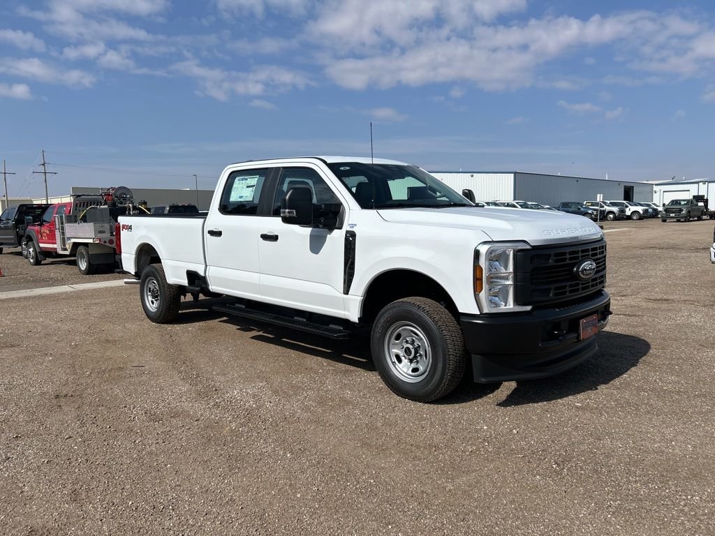 New 2026 Oxford White Ford XL image 9
