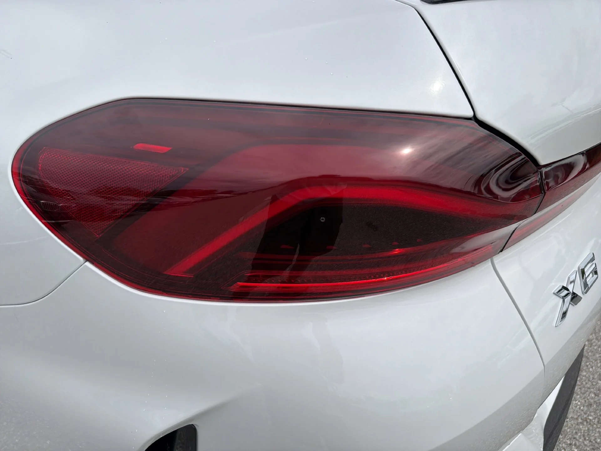 New 2027 Mineral White Metallic BMW xDrive40i image 11