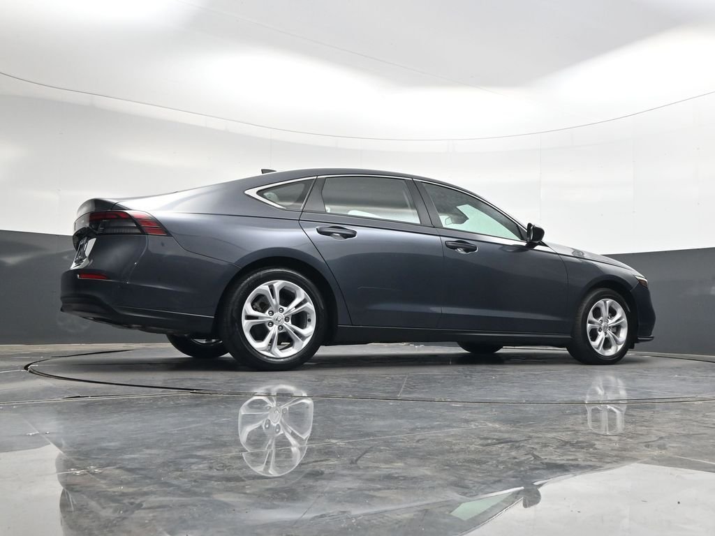 Used 2024  Honda LX image 32