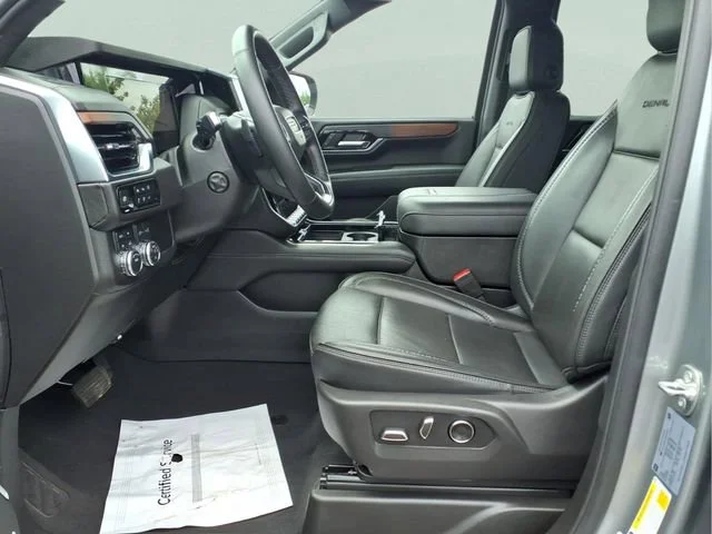Used 2025 Sterling Metallic GMC Denali image 19