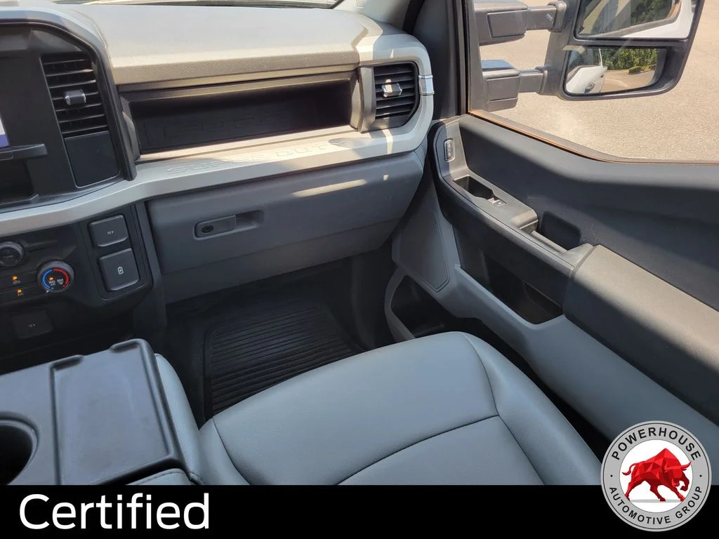 Used 2024 White Ford XL image 21