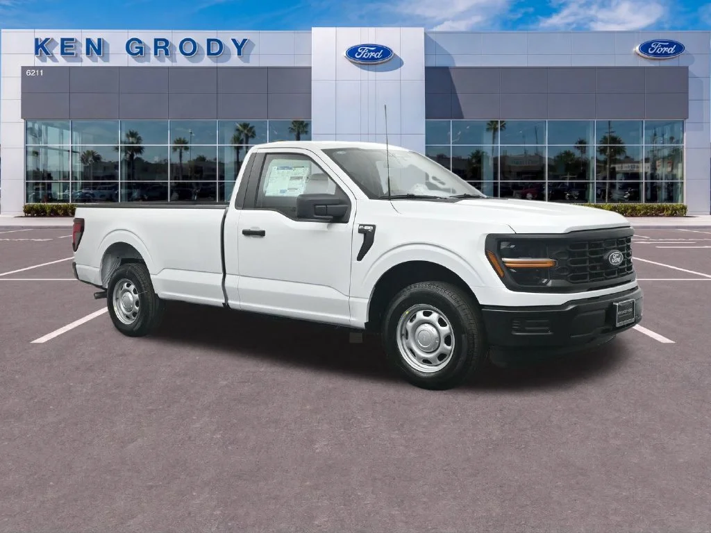 New 2026 Oxford White Ford XL image 1