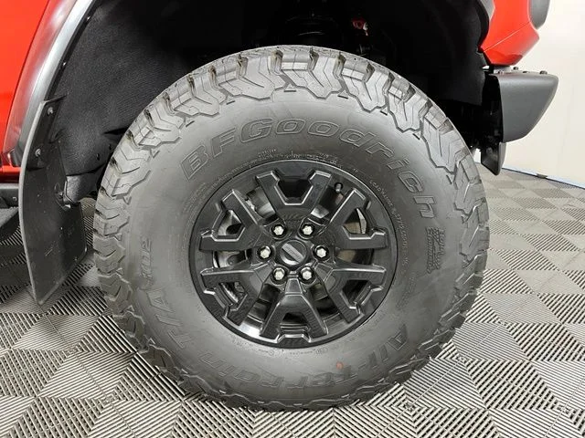 Used 2024 Red Ford Raptor image 12