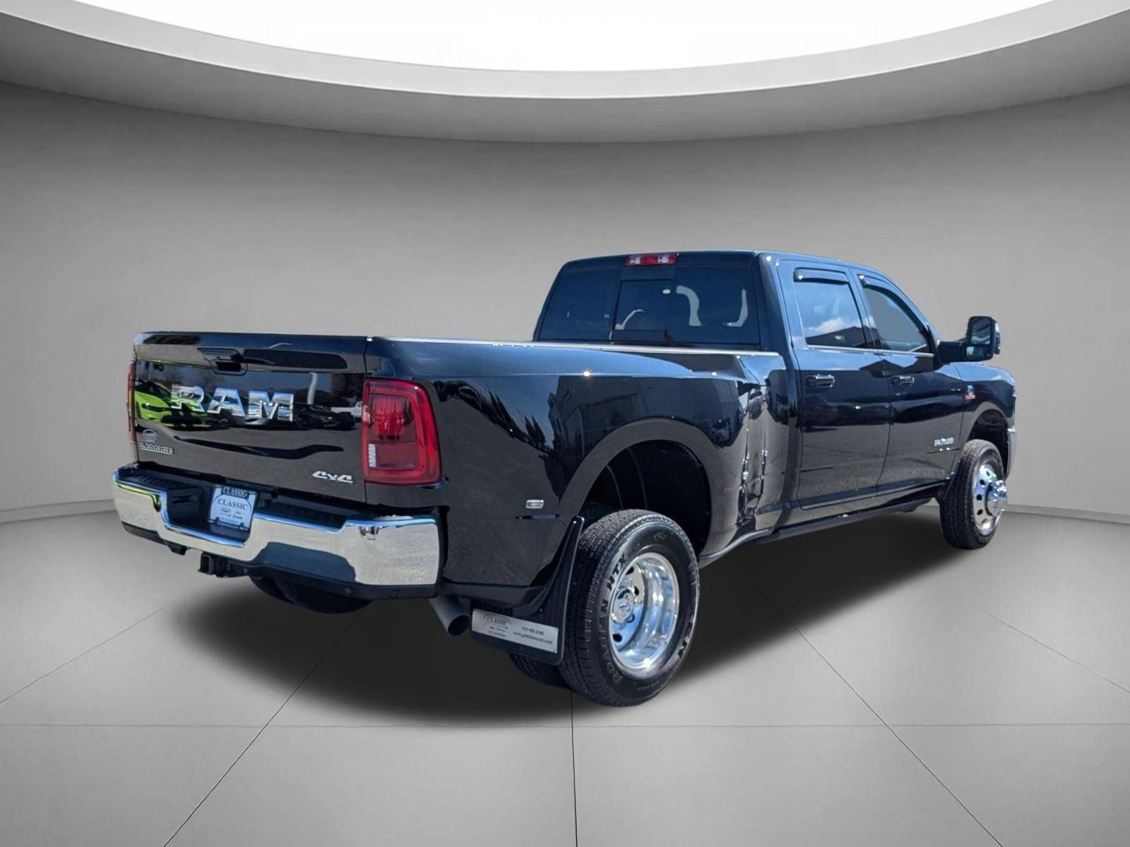 Used 2026 Diamond Black Crystal Pearlcoat Ram Laramie image 5