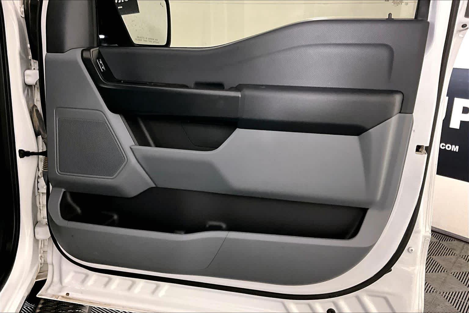 Used 2022 Oxford White Ford XL image 65