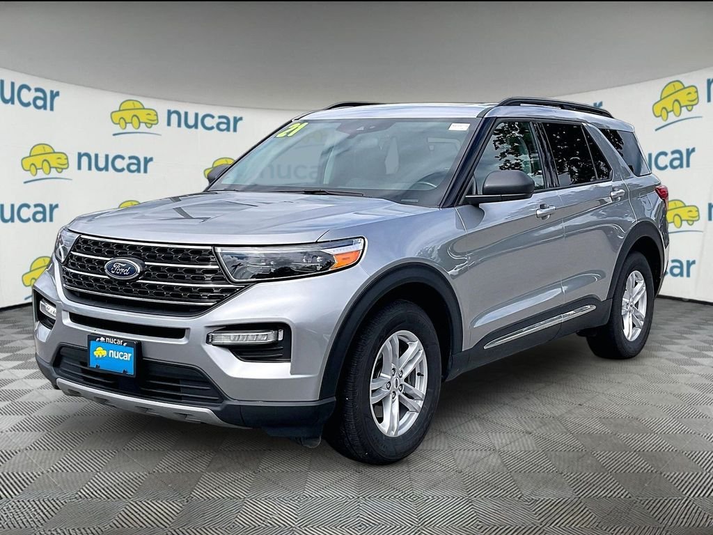 Used 2021 Iconic Silver Metallic Ford XLT image 3