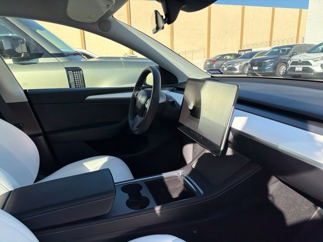 Used 2024 Stealth Gray Tesla Long Range image 15