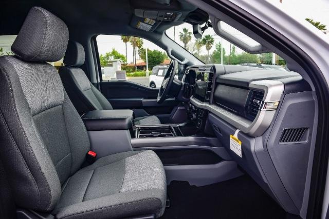 New 2026 Oxford White Ford F-250® XLT image 43