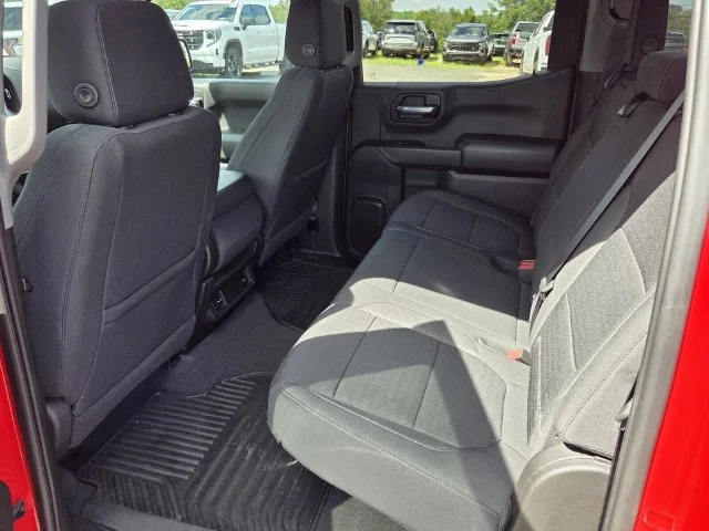 Used 2022 Red Chevrolet Custom image 10