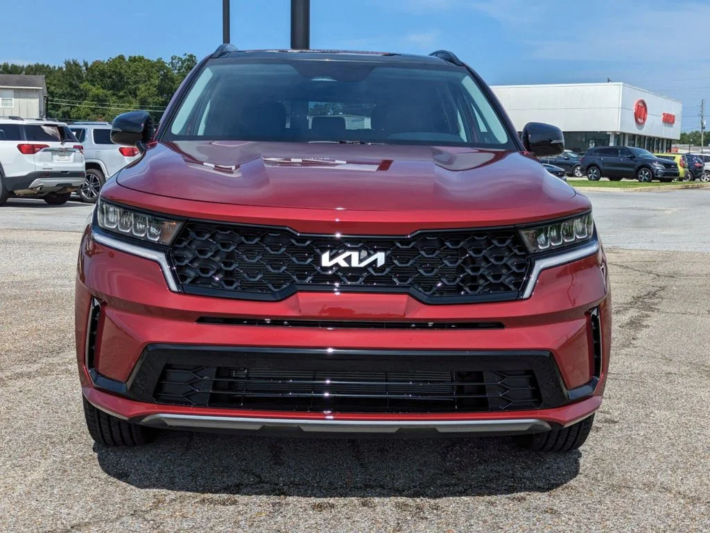 New 2023 RED Kia S FWD image 8