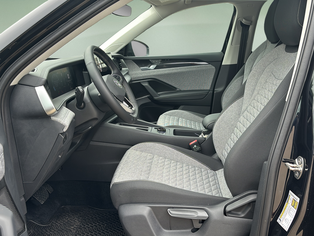 New 2026 Black Volkswagen 2.0T S image 21