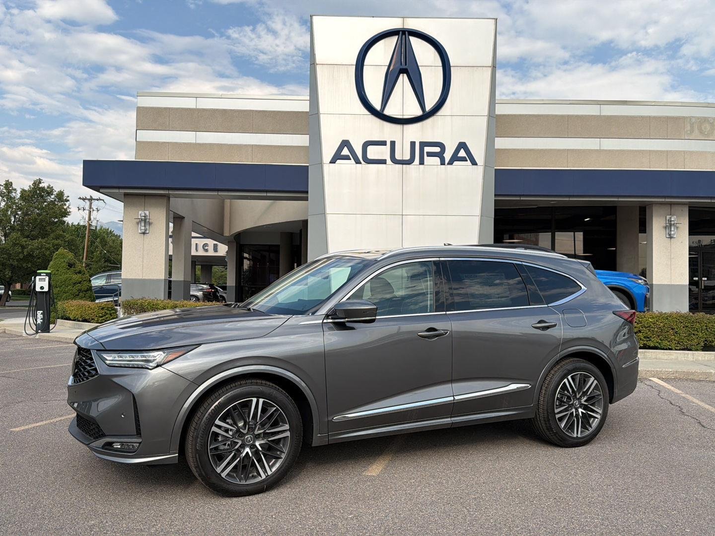 New 2026 Liquid Carbon Metallic Acura SH-AWD w/Advance image 6
