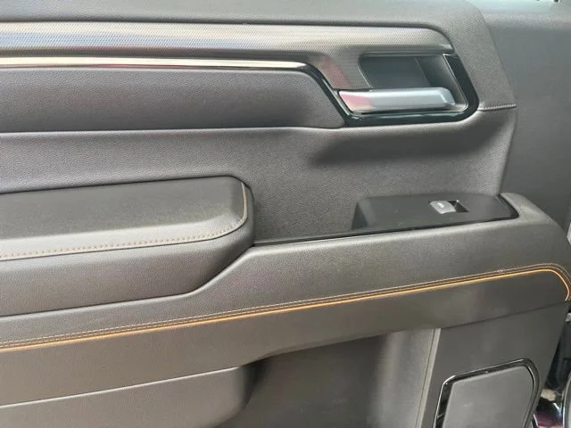 Used 2022 Onyx Black GMC AT4 image 19