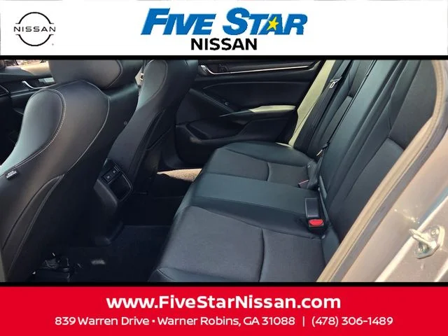 Used 2022  Honda Sport image 6