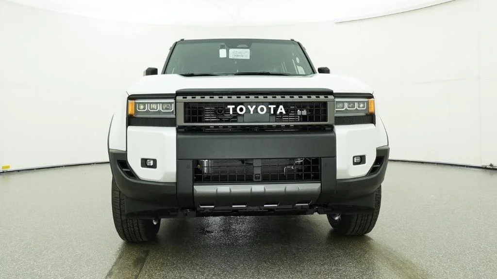 New 2027 Wind Chill Pearl Toyota Land Cruiser image 33