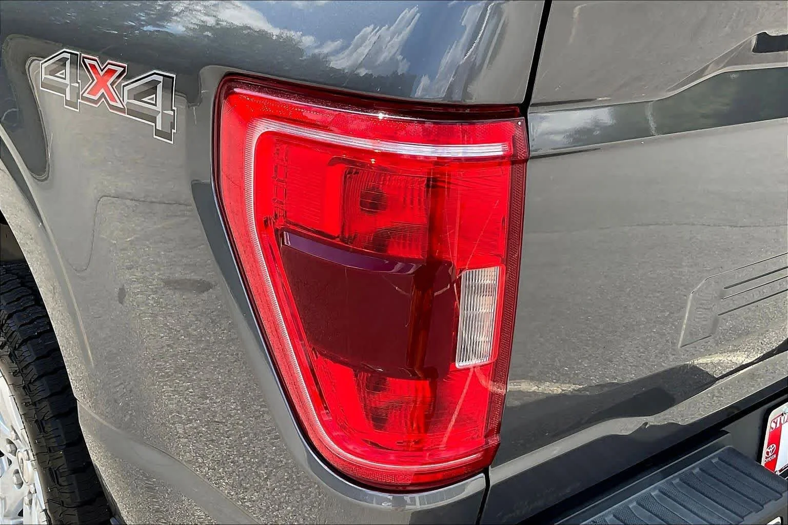 Used 2023 Carbonized Gray Metallic Ford XLT image 28