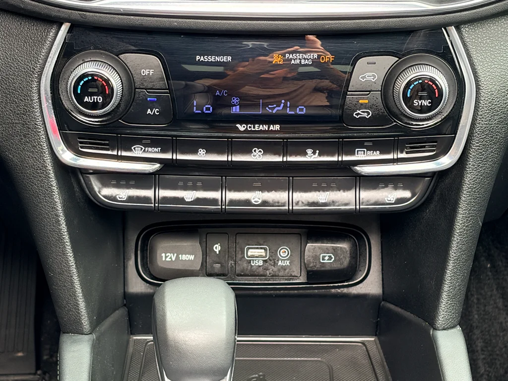 Used 2019 Scarlet Red Hyundai Ultimate image 20