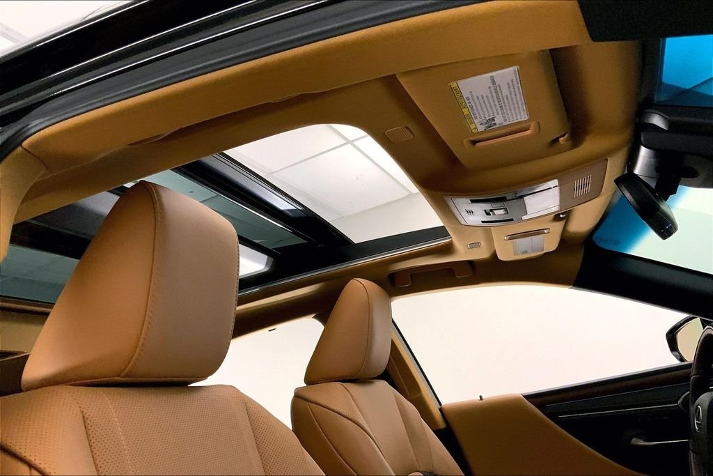 Used 2025 Obsidian Lexus 350 Ultra Luxury image 26