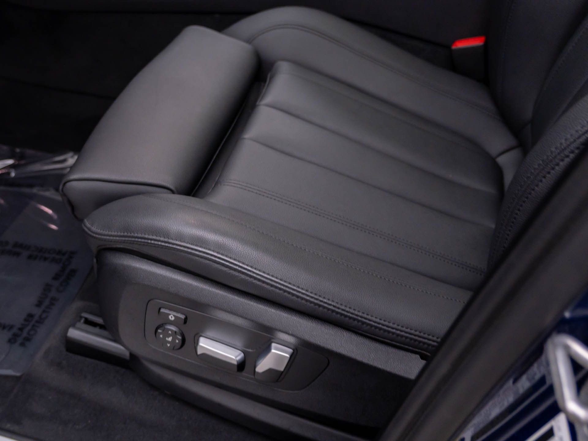 Used 2021 Blue BMW xDrive40i image 17
