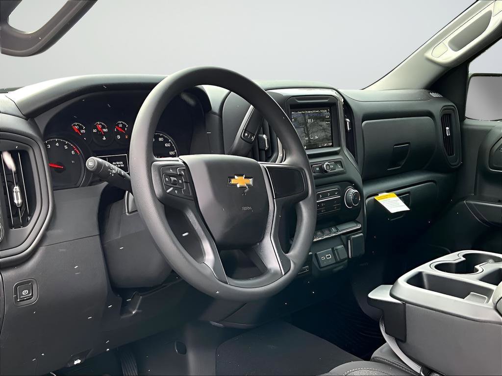 New 2026 Chevrolet Silverado 1500 Custom 4D Crew Cab