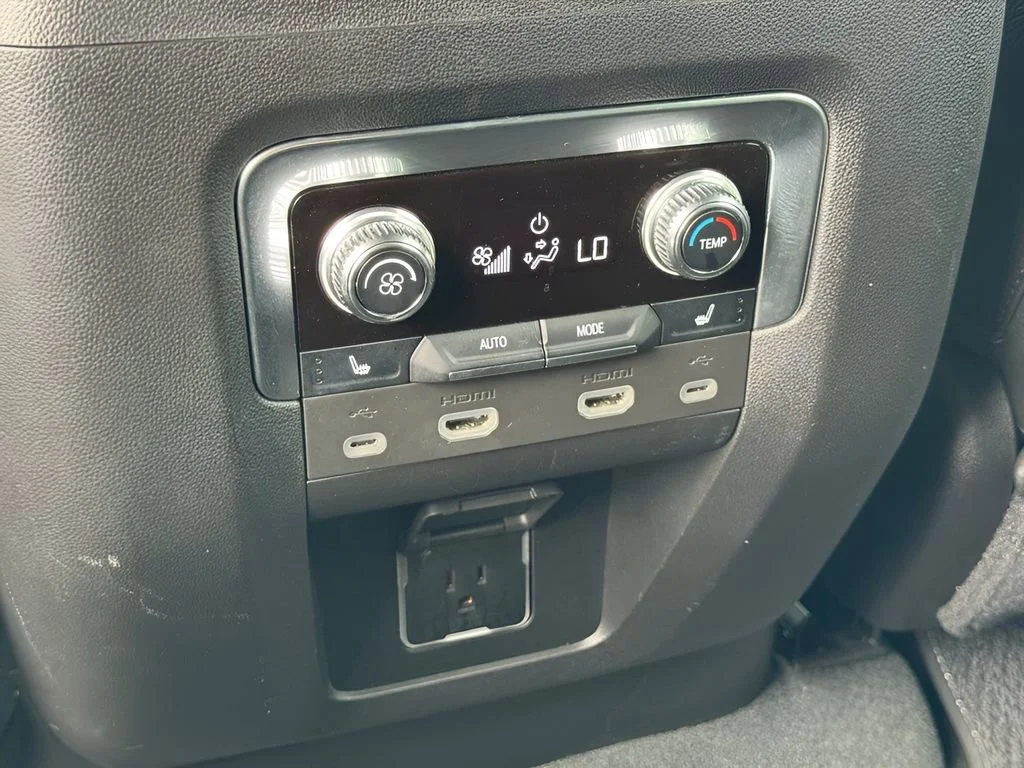Used 2021 HUNTER METALLIC GMC Denali image 25
