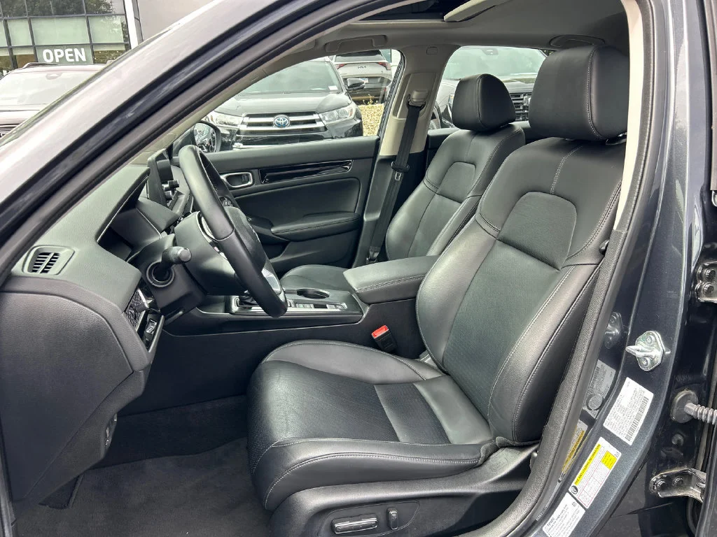 2024 Honda Civic Hatchback EX-L - Photo 16