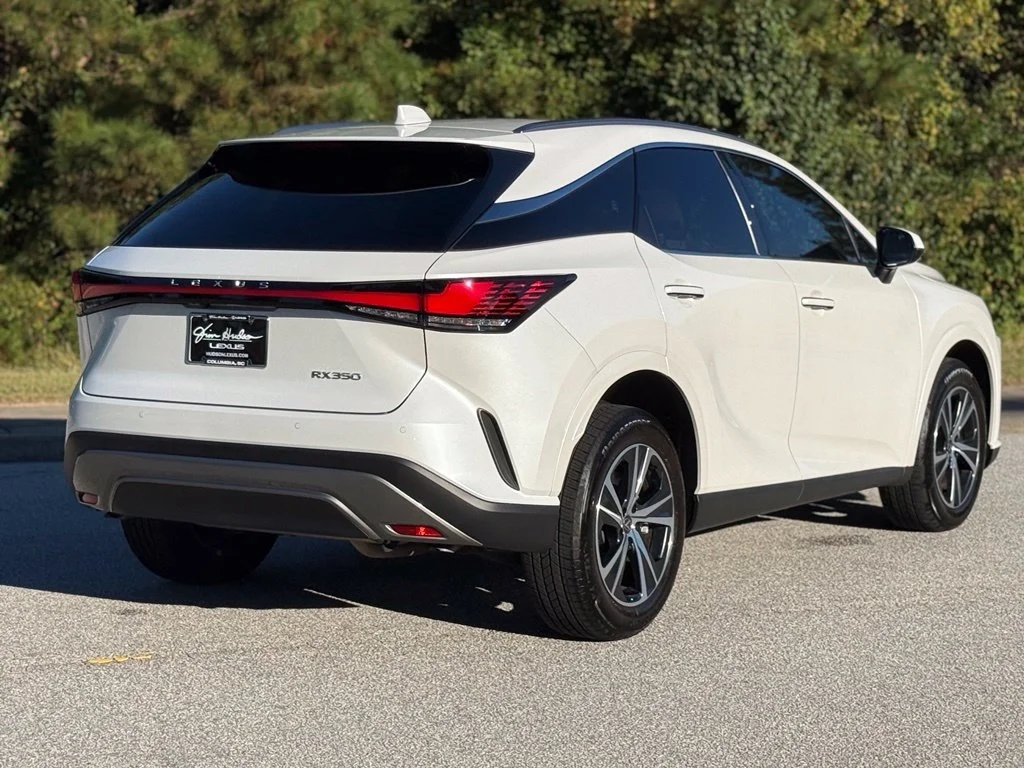 Used 2025 White Lexus 350 Premium image 11