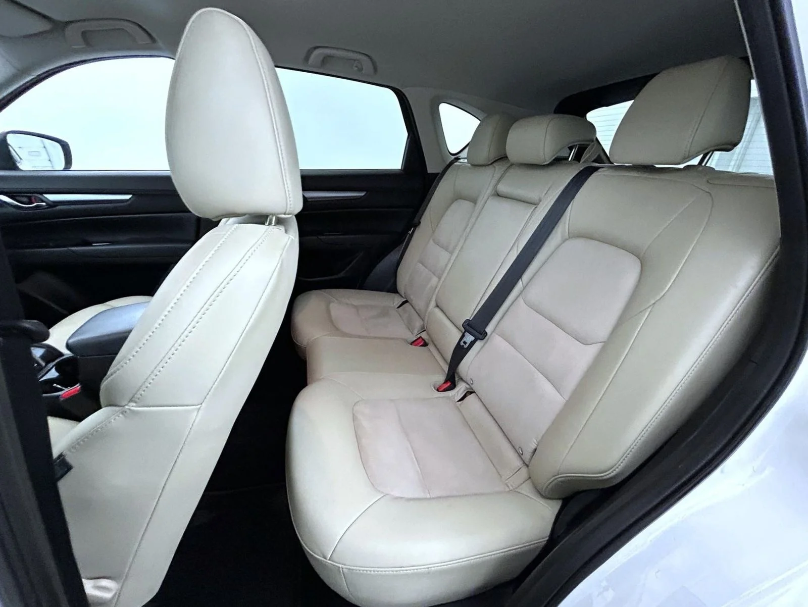 Used 2022 White Mazda 2.5 S Select Package image 19