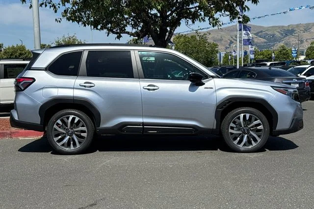 New 2026 ICE SILVER METALLIC Subaru Touring Hybrid image 3