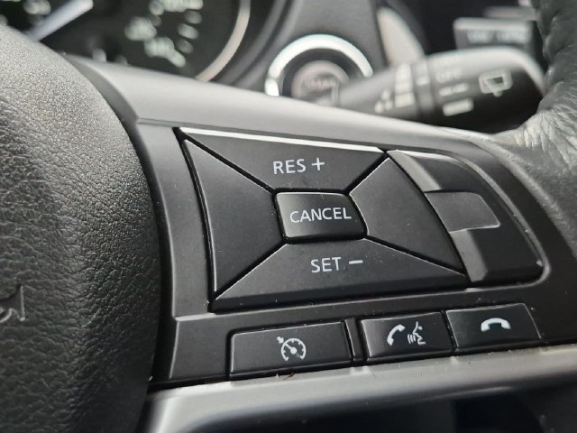Used 2017 White Nissan SV image 15