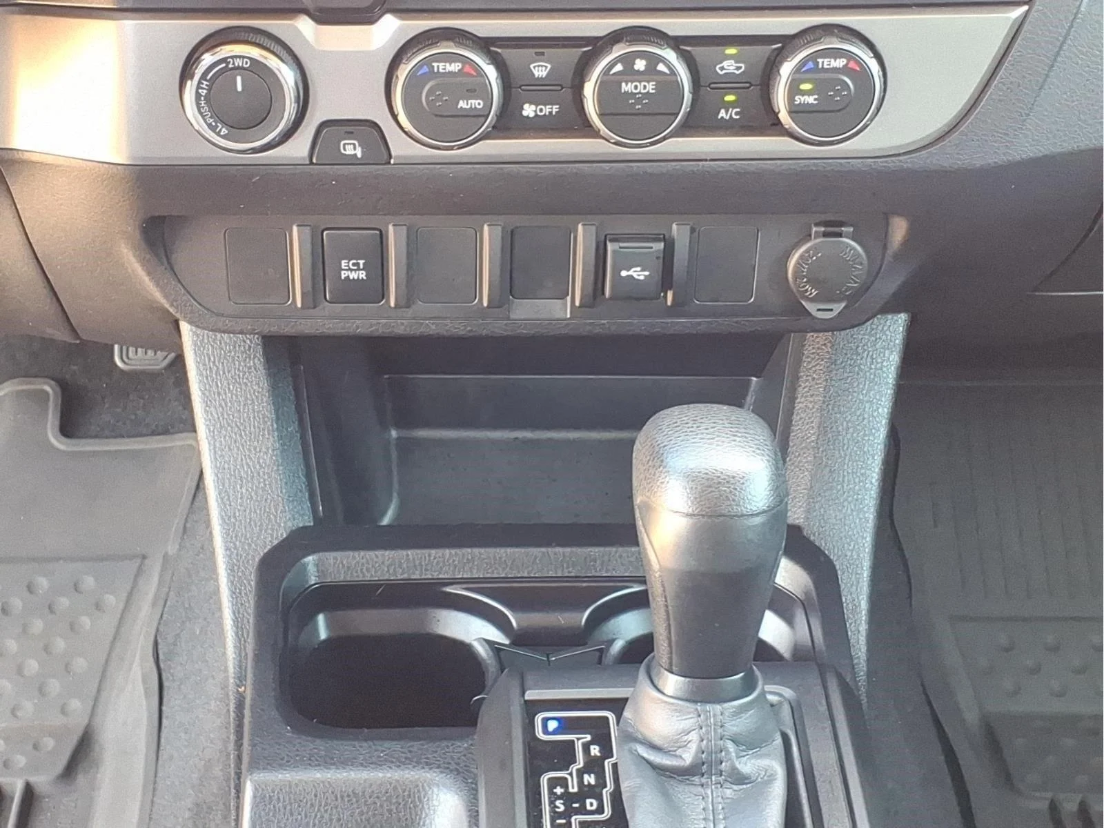 Used 2023 Black Toyota SR V6 image 13