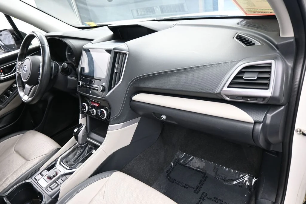 Used 2022 Crystal White Pearl Subaru Limited image 44