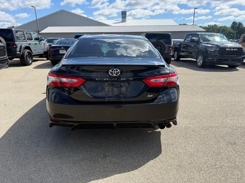 Used 2018 Black Toyota SE image 12
