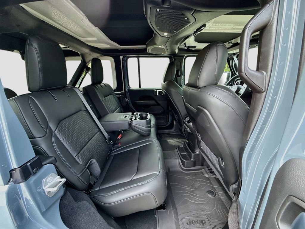 New 2026 Anvil Clearcoat Jeep Rewind image 30