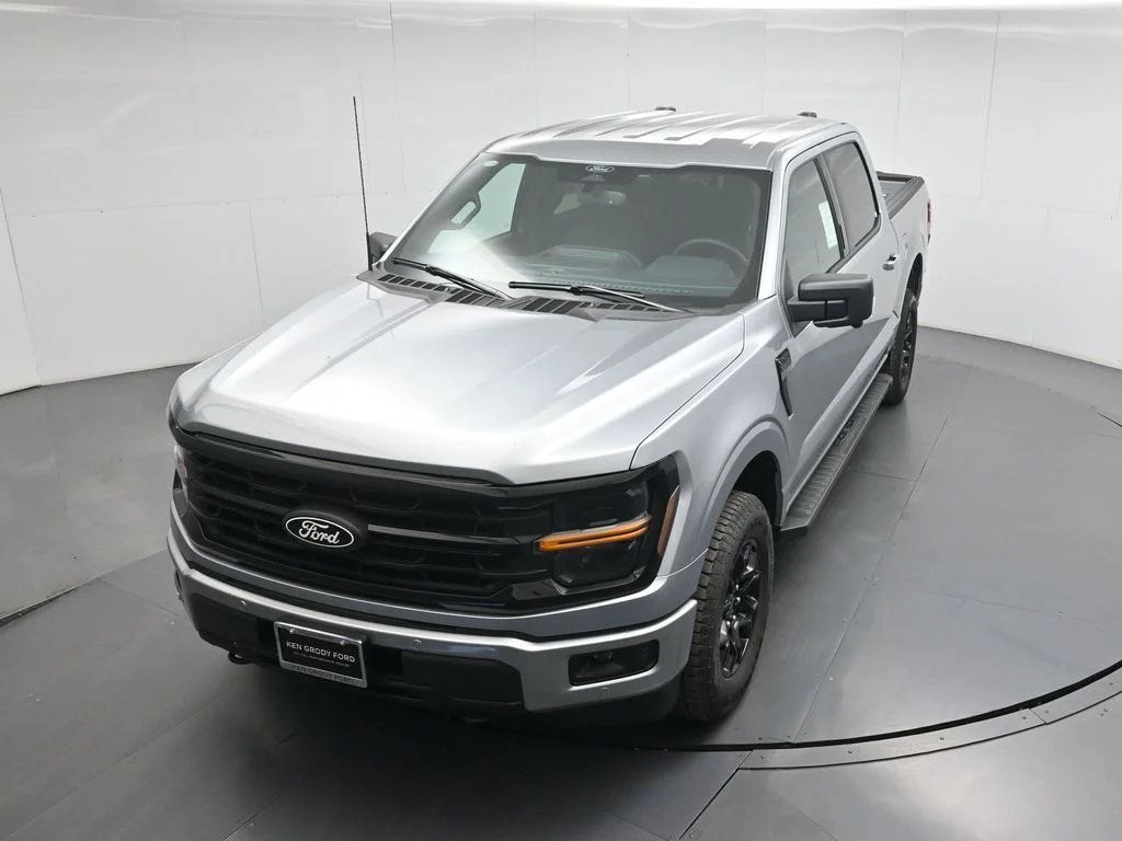 New 2026 Iconic Silver Metallic Ford XLT image 33