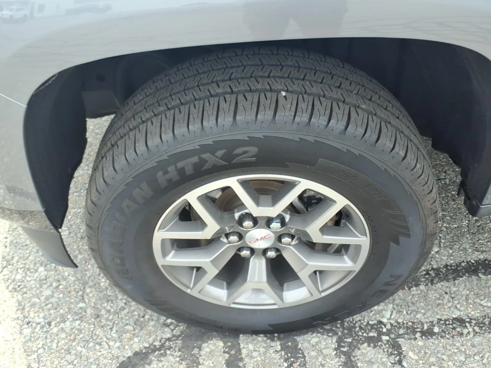 Used 2021 Steel Metallic GMC AT4 w/Cloth image 10